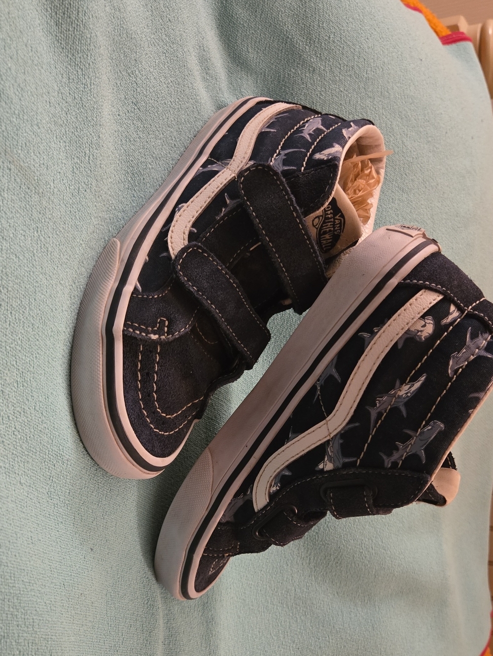 Vans Kids Navy Shark Print Velcro Skate Sneakers